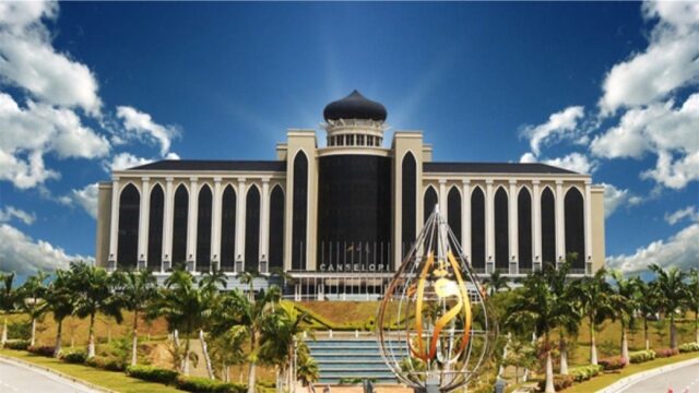 Universiti Sains Islam Malaysia (USIM)
